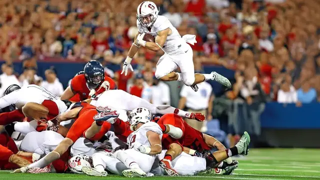 'Video thumbnail for Most Athletic College Football Plays'
