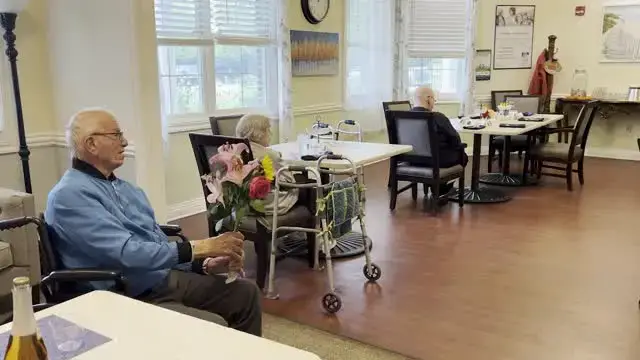 'Video thumbnail for Grandma With Dementia Remembers 67th Wedding Anniversary During Husband's Wholesome Surprise | Happily TV'