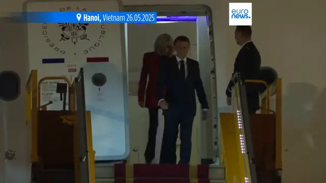 'Video thumbnail for Plane awkward: How Brigitte and Emmanuel Macron joined the club'