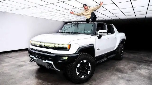'Video thumbnail for The GMC Hummer EV is STUPID (Good)'