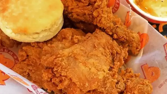 'Video thumbnail for What You Should Know Before Eating At Popeyes'