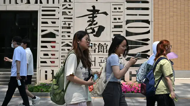 'Video thumbnail for Reaction from China on US student visas being revoked'