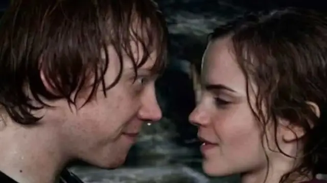 'Video thumbnail for The Reason Rupert Grint Didn't Want To Kiss Emma Watson In Harry Potter'