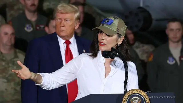 'Video thumbnail for Trump eyes pardons in 2020 Gretchen Whitmer kidnapping case'