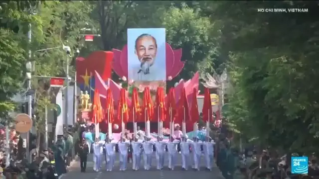 'Video thumbnail for Vietnam: Military parade marks 50th anniversary of the fall of Saigon'
