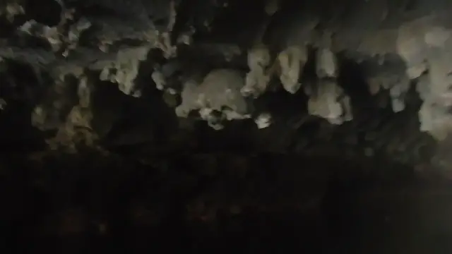 'Video thumbnail for Kayaking in a Cave in Lan Ha Bay, Vietnam'