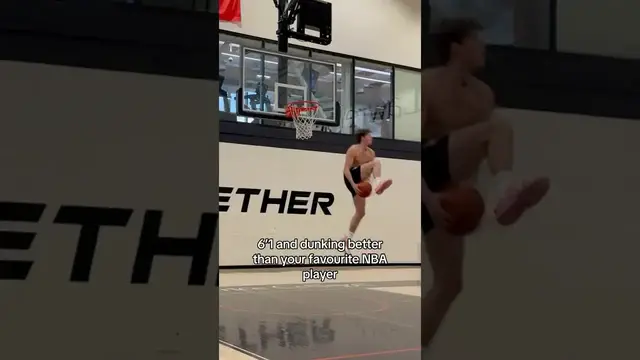 'Video thumbnail for (357) athletic 6'1 dunker throws down amazing slam dunk'