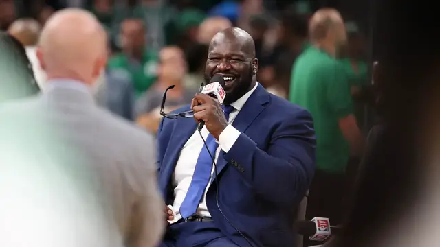 'Video thumbnail for Shaq to Become GM for Sacramento State Basketball'