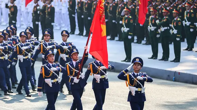 'Video thumbnail for Vietnam holds huge parade to mark 50 years since end of war'