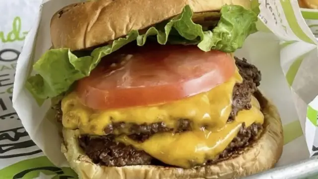 'Video thumbnail for This Popular Burger Chain Might Not Survive Much Longer'
