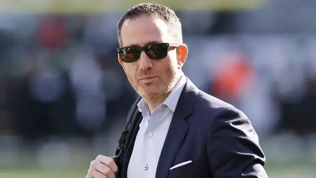 'Video thumbnail for This Eagles TRADE Could Bring Them The PERFECT Replacement...'
