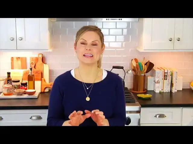 'Video thumbnail for 2 MINUTE CHOCOLATE   VANILLA MUG CAKE RECIPES   gluten free  keto and paleo720P HD'