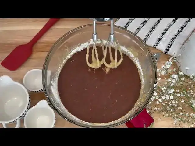 'Video thumbnail for A Chocolate Cake Recipe That Will Surprise You in Every Bite720P HD'