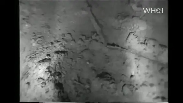 'Video thumbnail for Flyover of the Titanic wreck 1986'