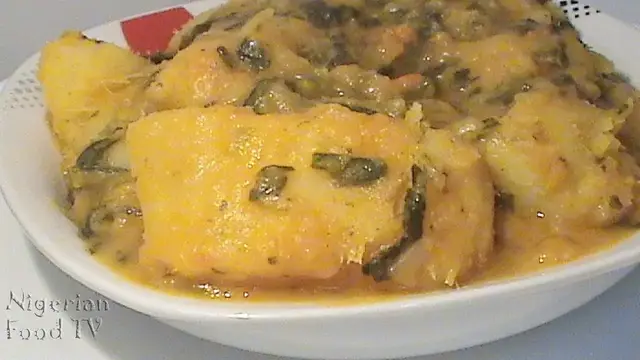 'Video thumbnail for How to Cook Nigerian Yam Porridge with Vegetables | Nigerian Food Recipes'
