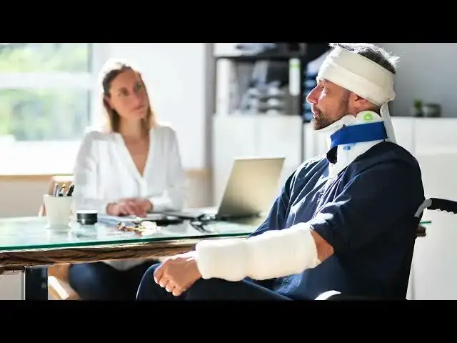'Video thumbnail for Acute vs. Chronic Injuries: Differentiating Onset, Symptoms & Management Strategies'