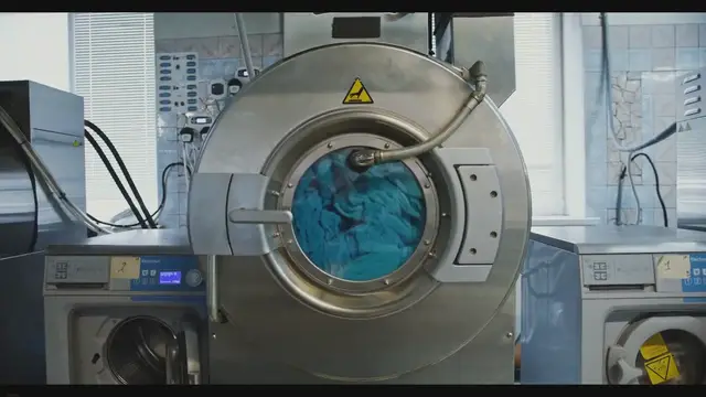 'Video thumbnail for 5 Compelling Reasons to Choose a Samsung Washing Machine'