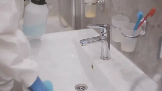 'Video thumbnail for Essential Cleaning Products for a Sparkling Bathroom'