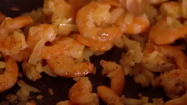 'Video thumbnail for Shrimp Scampi Recipe'
