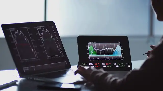 'Video thumbnail for What is an IPO'