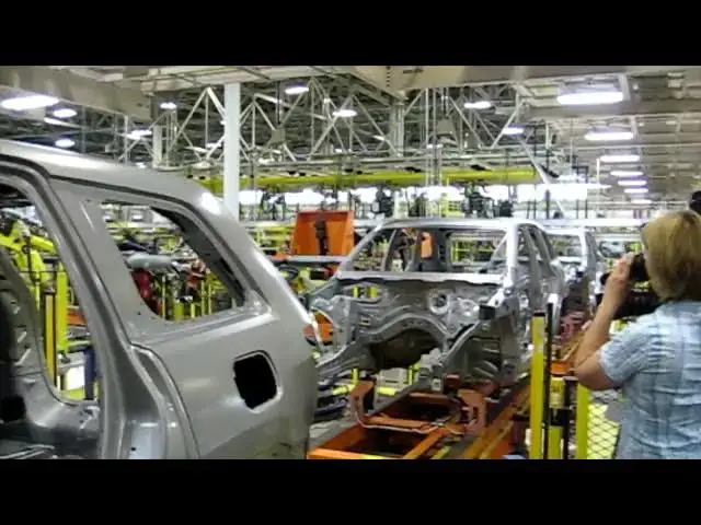 'Video thumbnail for JNAP 2010: Launching the Jeep Grand Cherokee at the Jefferson North Assembly Plant'