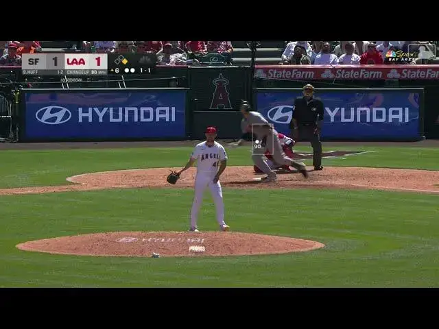 'Video thumbnail for Sam Huff CRANKS a Two-Run Home Run! | 1st HR of 2025 | San Francisco Giants | 04/20/2025'