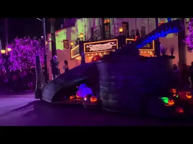 'Video thumbnail for The Frightfully Fun Parade at Oogie Boogie Bash #disneyland #halloween #oogieboogiebash'