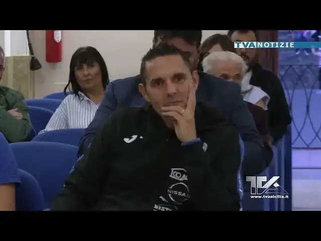 'Video thumbnail for Sport. Prime conferme nell'Adrano Calcio a 5 in vista della prossima stagione. La società punta a un'