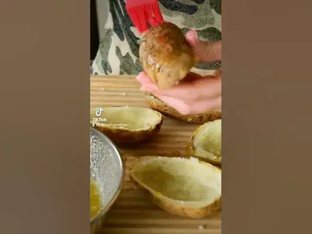 'Video thumbnail for Vegan Loaded Potato Skins #shorts #vegan'