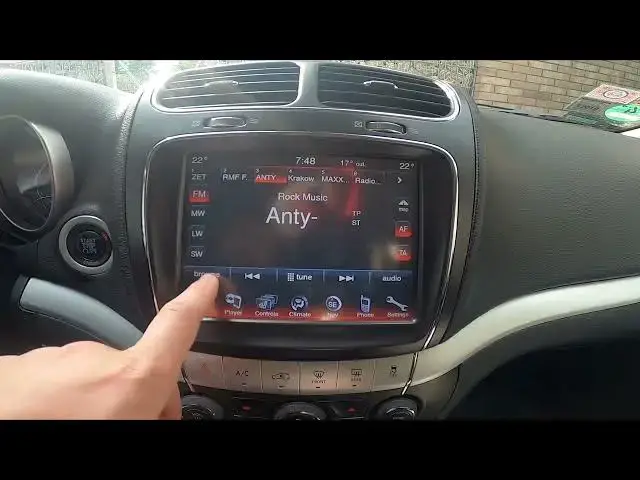 'Video thumbnail for How to Manually Change Radio Station in Fiat Freemont ( 2011 – 2016 ) - Adjust Radio Station'