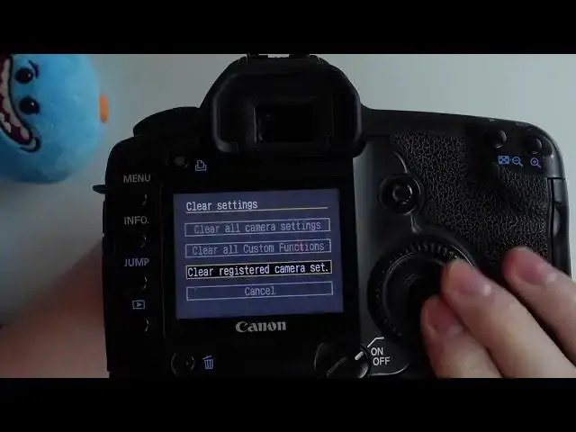 'Video thumbnail for Canon 5D - How To Clear & Reset All Settings'