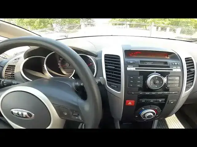 'Video thumbnail for How to Enable or Disable Front Windshield Blowing in Kia Venga ( 2009 - 2019 )'