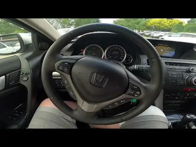 'Video thumbnail for How to Enable or Disable Traffic Programme for Radio in Honda Accord VIII ( 2007 – 2016 ) Manage TP'