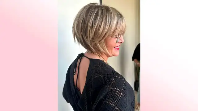 'Video thumbnail for Best TOP 35 Medium length 2025 layered Haircuts.Bob Haircut for women after 30_40_50_60(720P_HD)'