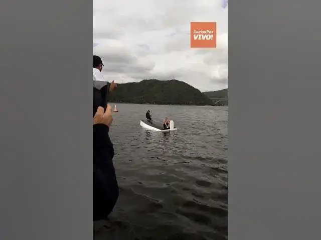 'Video thumbnail for Un velero escuela de dio vuelta en el Lago San Roque'