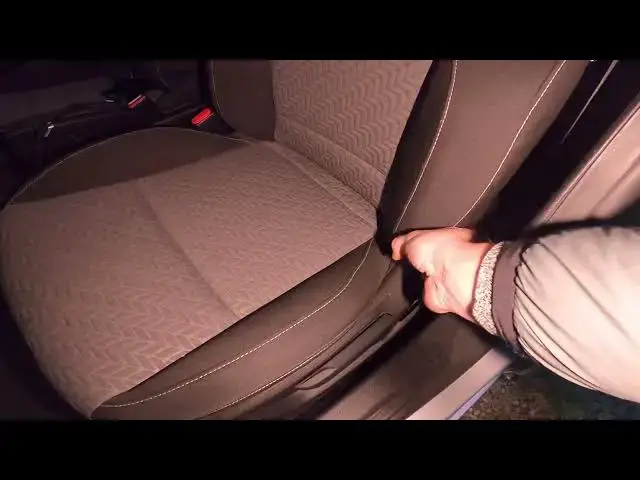 'Video thumbnail for How to Change Seat Position in Renault Clio V ( 2019 - now ) - Adjust Seat Position'