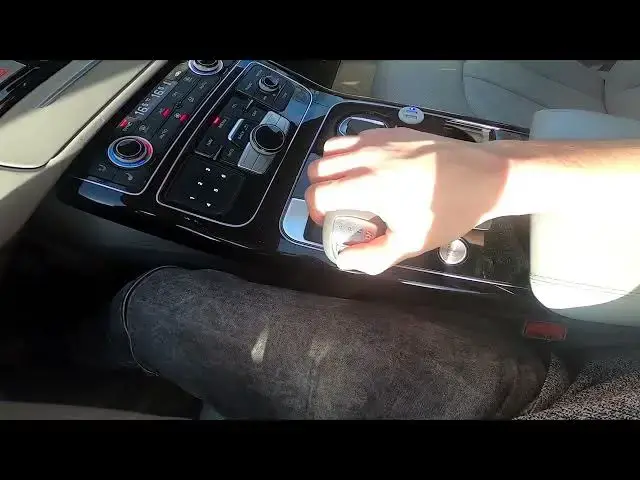 'Video thumbnail for How to Manage Automatic Gearbox in AUDI A8 D4 ( 2010 – 2017 ) | Drive With Automatic Gearbox'