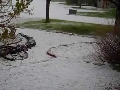 'Video thumbnail for Colorado Hailstorm 7 May 2015'