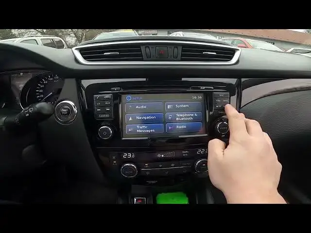 'Video thumbnail for How to Manage Traffic Messages Settings in Nissan Qashqai II ( 2014 – 2021 ) | Find Traffic Info'
