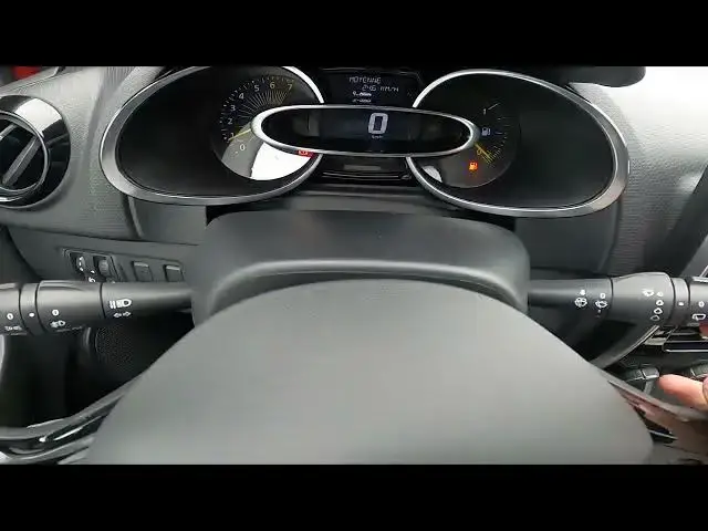 'Video thumbnail for How to Navigate Through the Speedometer Display Renault Clio IV ( 2012 – 2019 ) Manage Speedometer'