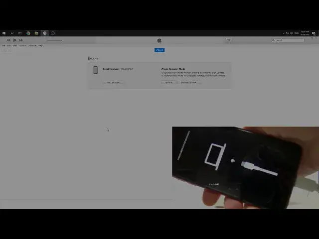 'Video thumbnail for How to Enter Recovery Mode in iPhone SE 2020 - Turn On/Off Recovery Panel'