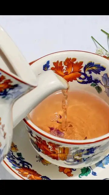'Video thumbnail for ☕ Theetijd: Een Moment van Rust & Genieten 🍵✨'