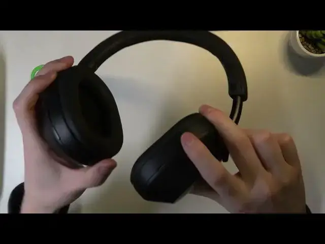 'Video thumbnail for How to Check Battery Level in Sony WH-1000XM5?'