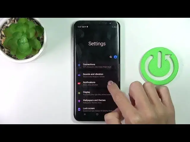 'Video thumbnail for How to Enable Battery Percentage on SAMSUNG Galaxy S8+ | Show Battery Level'