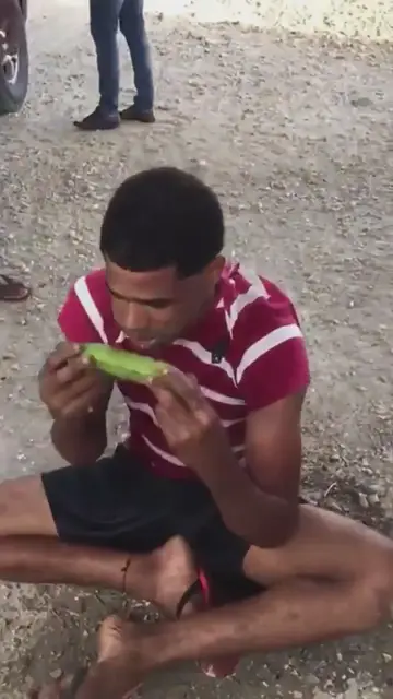 'Video thumbnail for Come plátanos crudos'