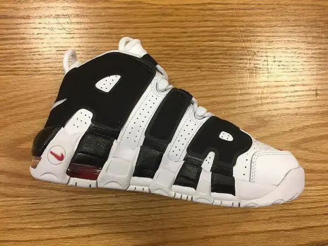 'Video thumbnail for Quick Look At The Nike Air More Uptempo Scottie Pippen PE PIP GS'