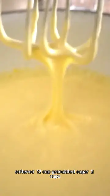 'Video thumbnail for lemon bar recipe'