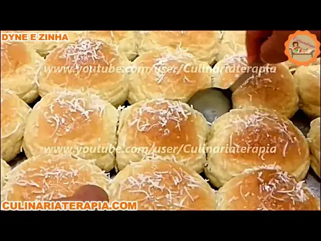 'Video thumbnail for Aprenda Como Fazer Pão Doce Fofinho com Massa de Batata Ensinado por Especialista da Culinária'
