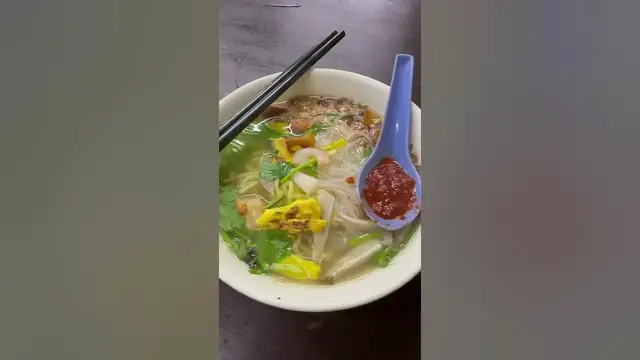 'Video thumbnail for Jalan Perak Midnight 12am Nyonya Style Delicious Lam Mee Sell Till Morning'