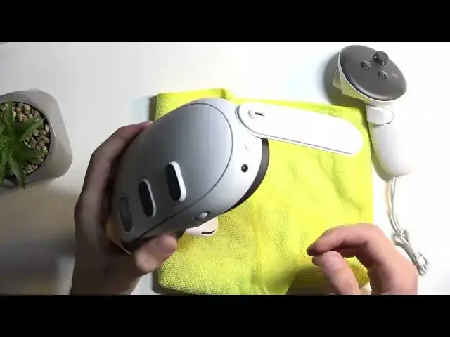 'Video thumbnail for Meta Quest 3: UNBOXING'